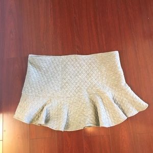 Aqua brand. Sweater/skirt set. Grey.